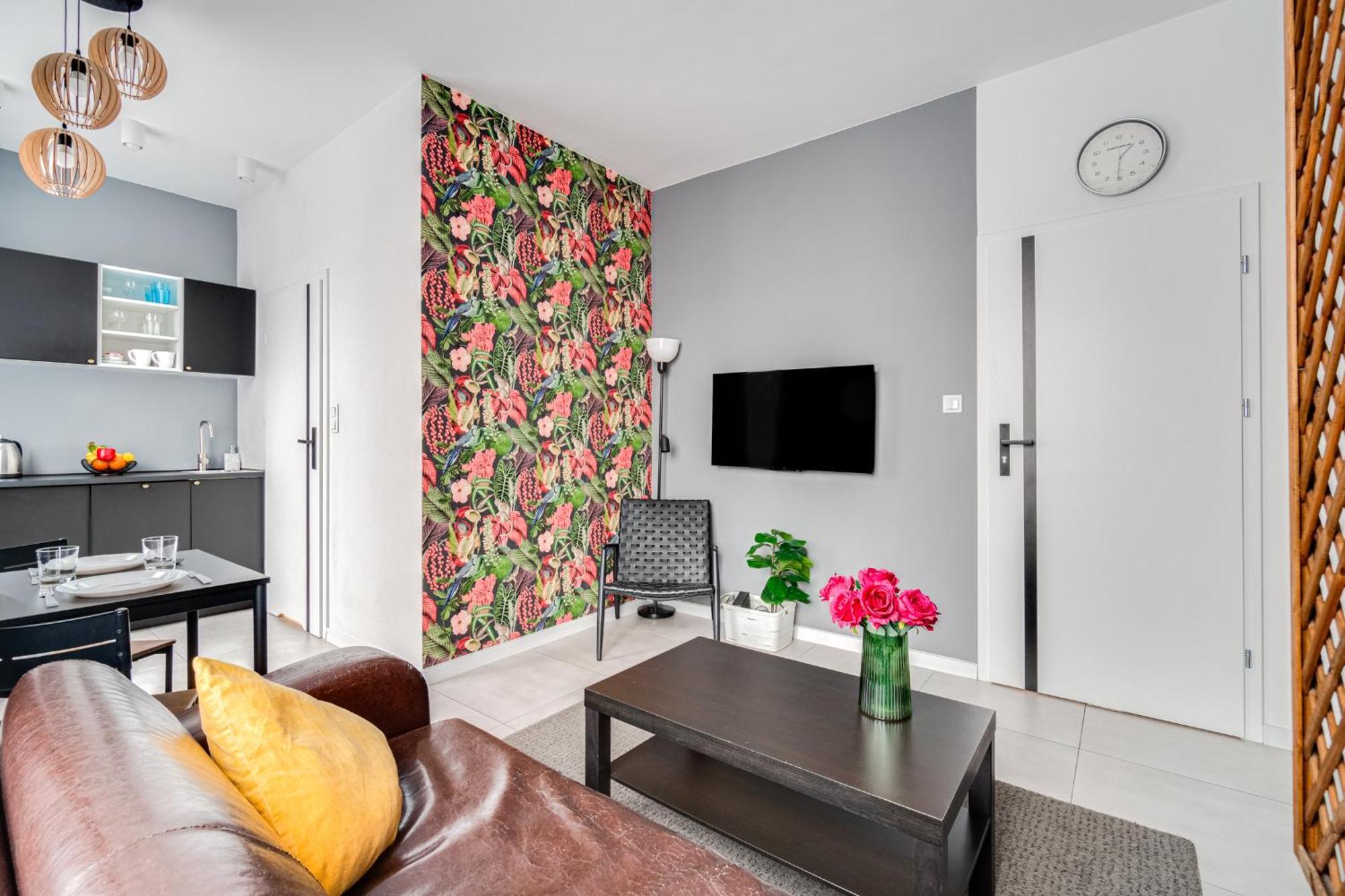 Monkey Apartment ~ 700M Main Square ~ Self Check-In 24H Вроцлав Екстериор снимка