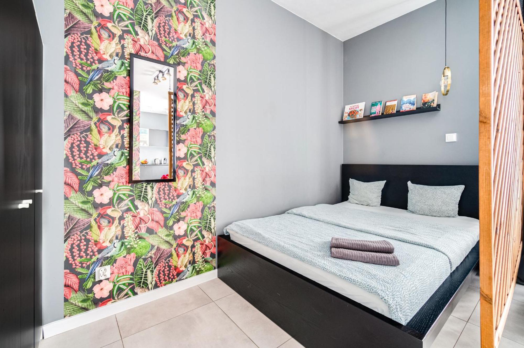 Monkey Apartment ~ 700M Main Square ~ Self Check-In 24H Вроцлав Екстериор снимка